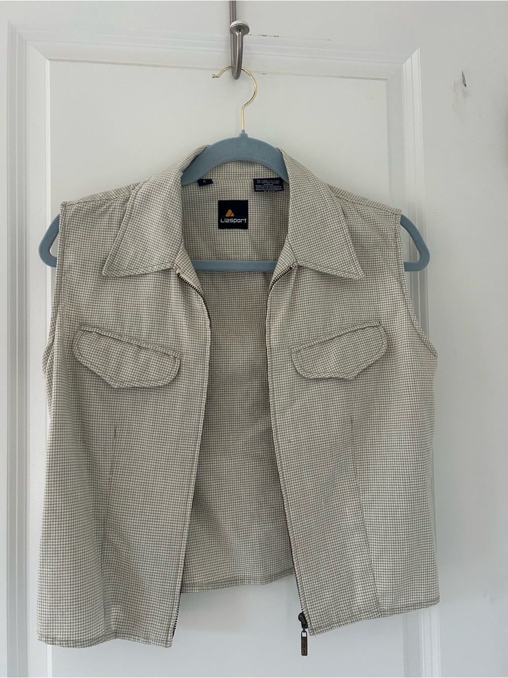 Lizsport Beige Check Sleeveless Zip-Front Vest